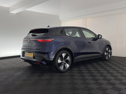 Renault Mégane E-Tech EV60 Optimum Charge Evolution [ 3-Fase ] (INCL-BTW) Aut. *FULL-LED | CAMERA | LANE-ASSIST | KEYLESS | NAVI-FULLMAP | CARPLAY | COMFORTSEATS | DIGI-COCKPIT | ECC | PDC | 18"ALU*