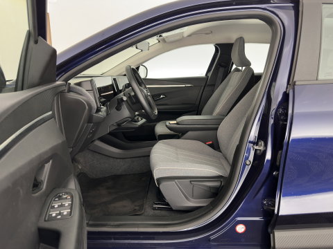 Renault Mégane E-Tech EV60 Optimum Charge Evolution [ 3-Fase ] (INCL-BTW) Aut. *FULL-LED | CAMERA | LANE-ASSIST | KEYLESS | NAVI-FULLMAP | CARPLAY | COMFORTSEATS | DIGI-COCKPIT | ECC | PDC | 18"ALU*