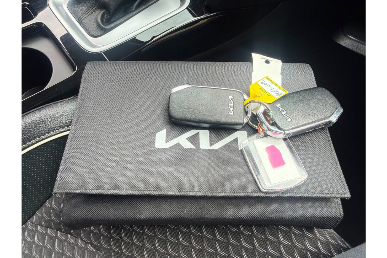 Kia Xceed 1.6 GDI PHEV EX.LINE AUTOMAAT NAVI PDC WINTERPACK.