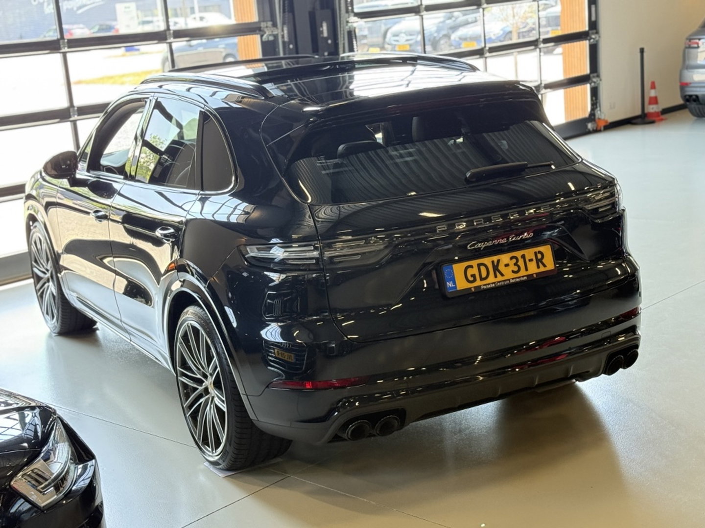 Porsche Cayenne 4.0 Turbo V8 549PK Sport Design / Carbon / PDLS+ / Keramische re