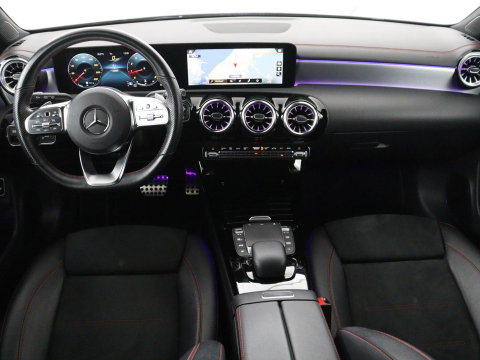 Mercedes-Benz CLA-Klasse Shooting Brake 180 Business Solution AMG