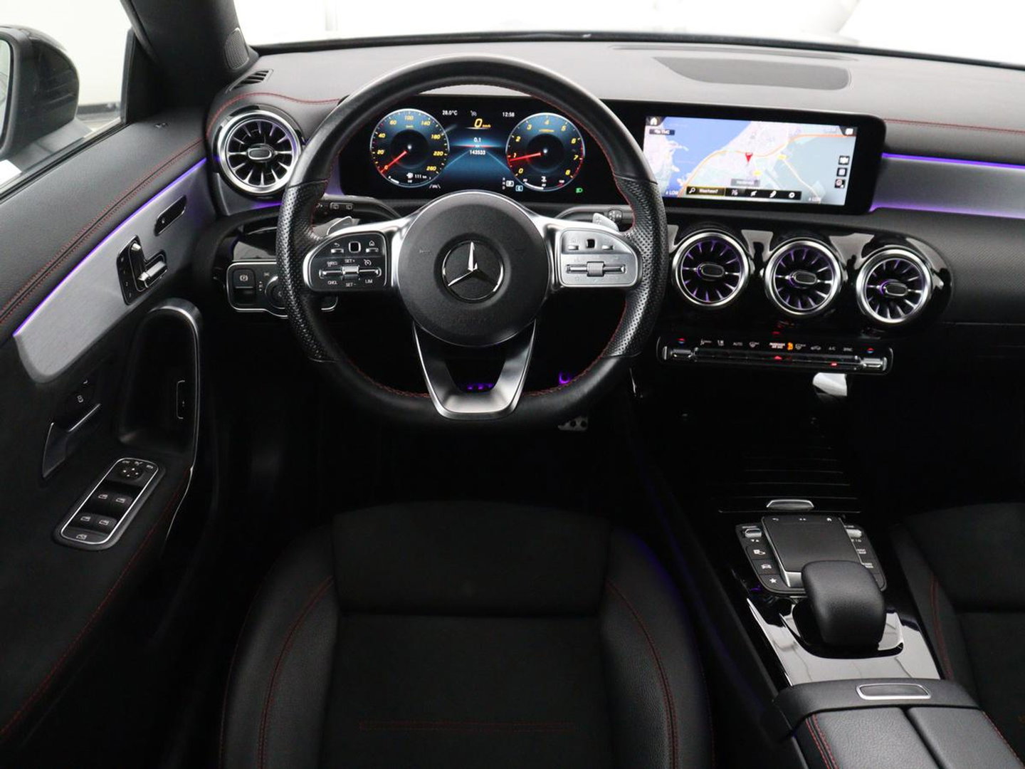 Mercedes-Benz CLA-Klasse Shooting Brake 180 Business Solution AMG