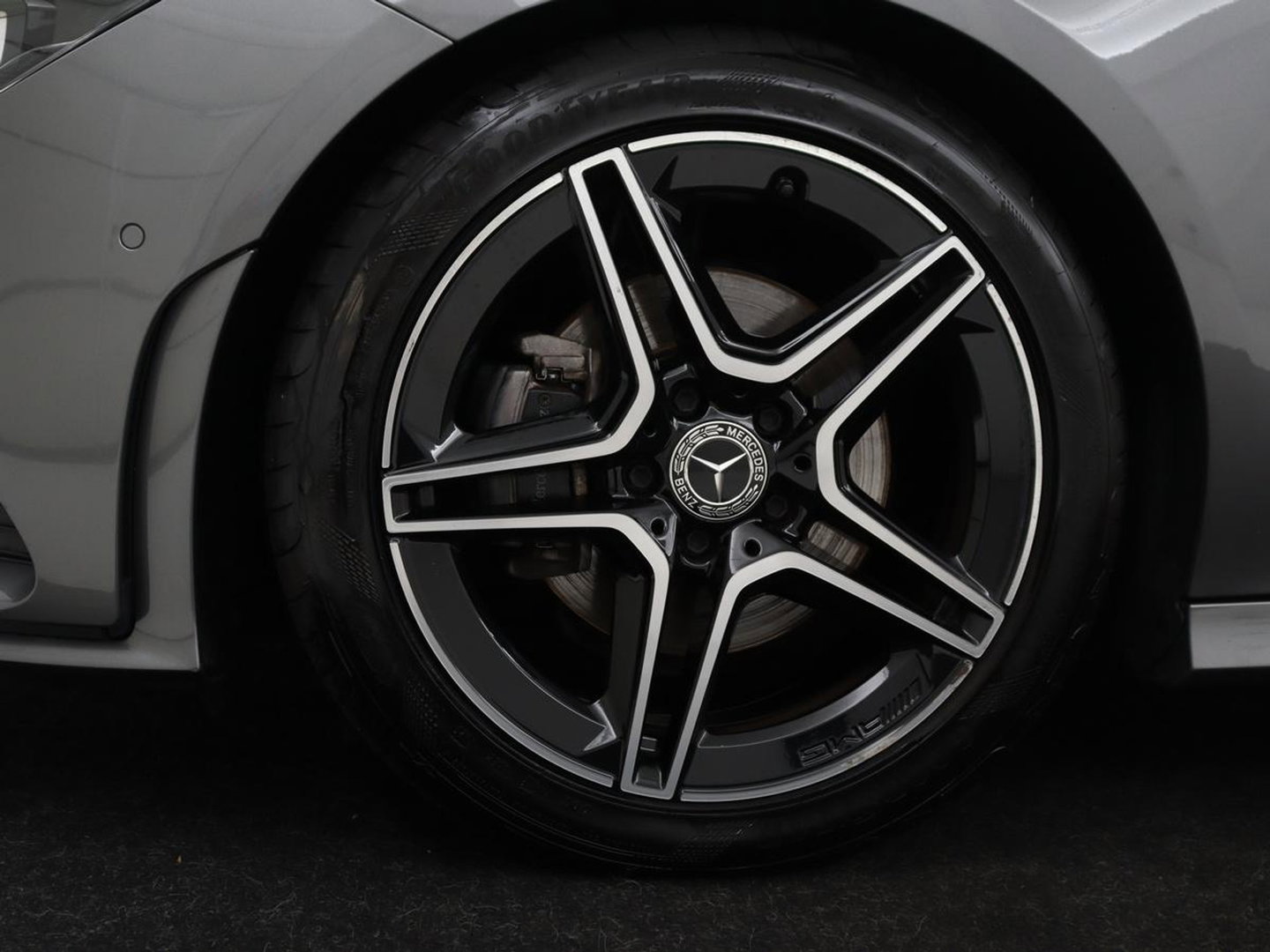 Mercedes-Benz CLA-Klasse Shooting Brake 180 Business Solution AMG