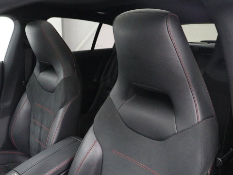 Mercedes-Benz CLA-Klasse Shooting Brake 180 Business Solution AMG