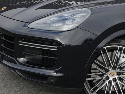 Porsche Cayenne 4.0 Turbo V8 549PK Sport Design / Carbon / PDLS+ / Keramische re