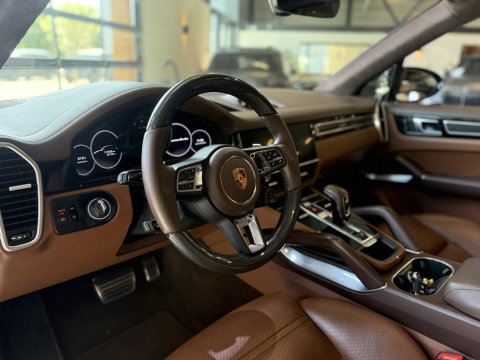 Porsche Cayenne 4.0 Turbo V8 549PK Sport Design / Carbon / PDLS+ / Keramische re