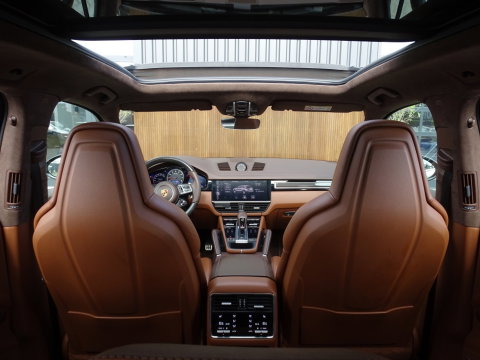 Porsche Cayenne 4.0 Turbo V8 549PK Sport Design / Carbon / PDLS+ / Keramische re