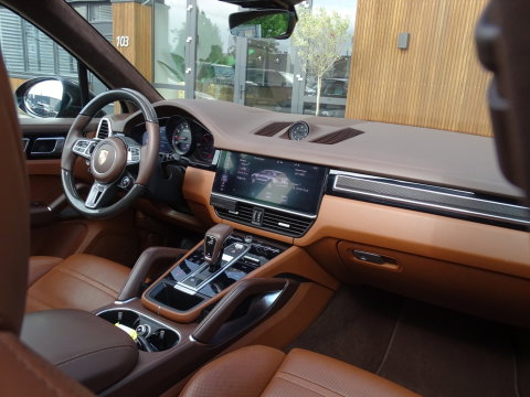 Porsche Cayenne 4.0 Turbo V8 549PK Sport Design / Carbon / PDLS+ / Keramische re