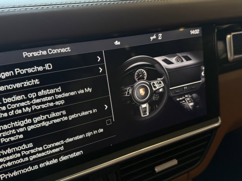 Porsche Cayenne 4.0 Turbo V8 549PK Sport Design / Carbon / PDLS+ / Keramische re