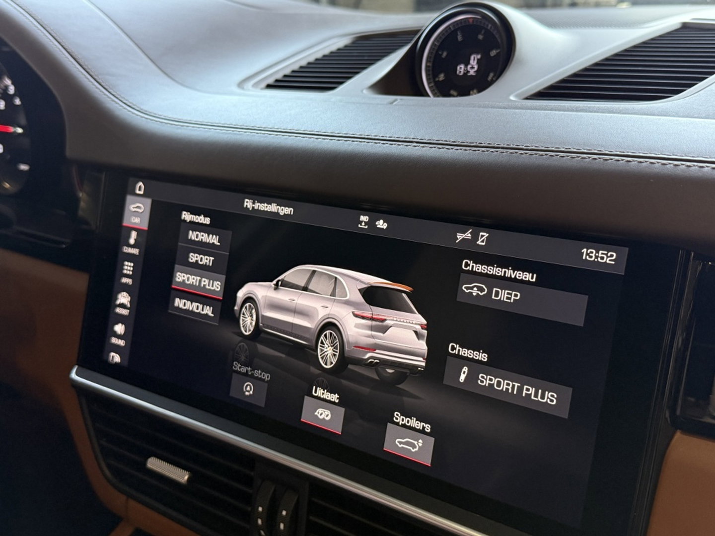 Porsche Cayenne 4.0 Turbo V8 549PK Sport Design / Carbon / PDLS+ / Keramische re