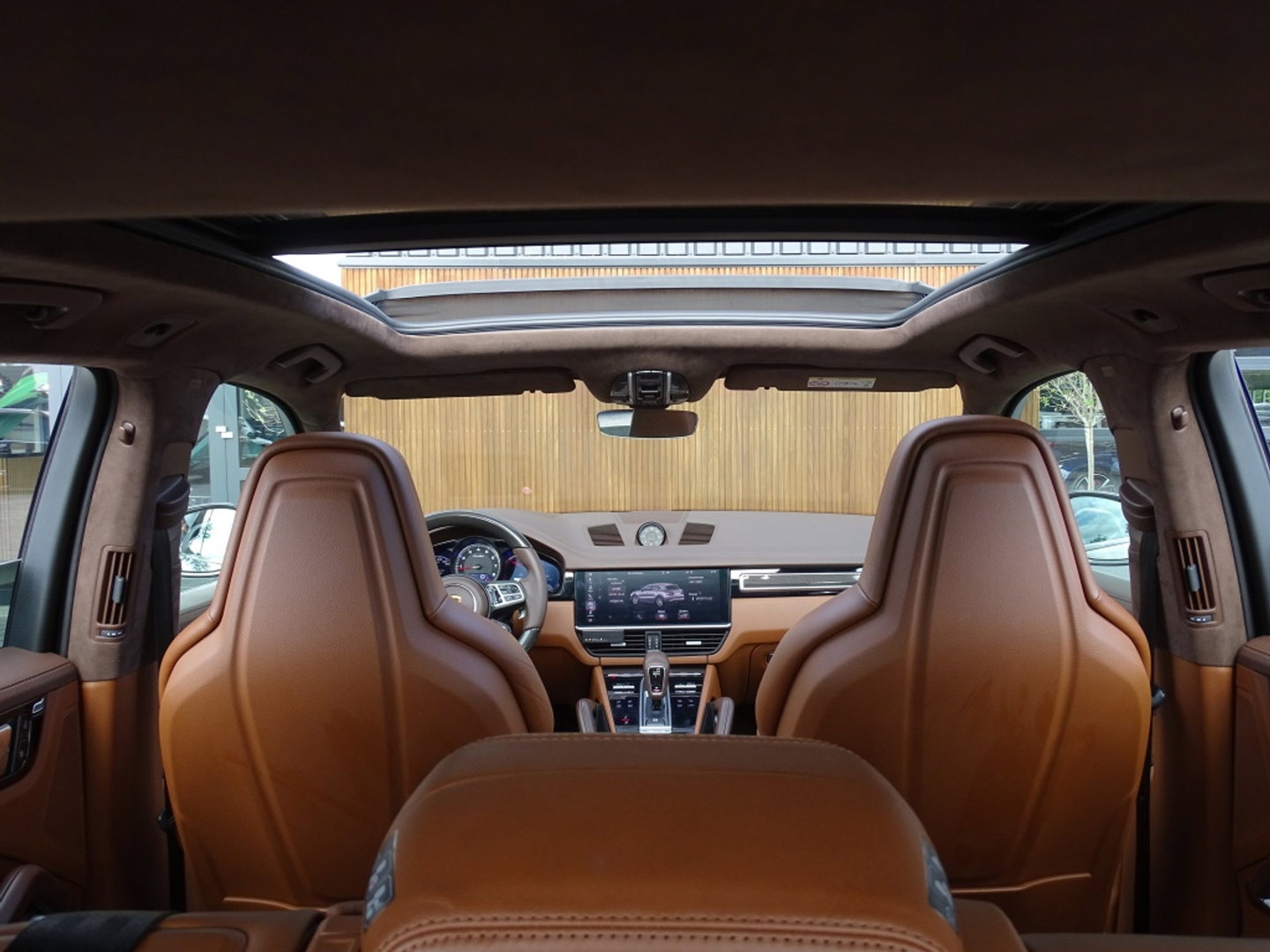 Porsche Cayenne 4.0 Turbo V8 549PK Sport Design / Carbon / PDLS+ / Keramische re
