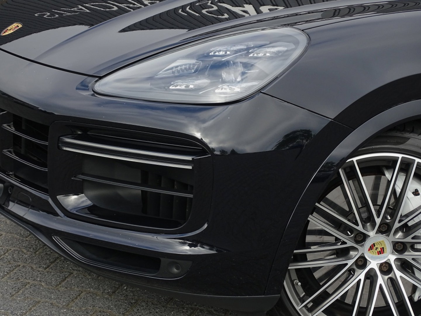 Porsche Cayenne 4.0 Turbo V8 549PK Sport Design / Carbon / PDLS+ / Keramische re