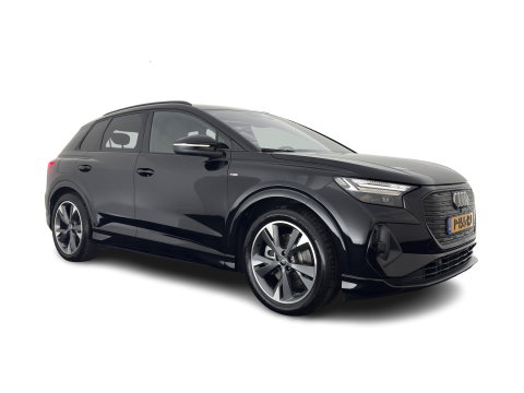 Audi Q4 e-tron 40 Launch edition S Competition 77 kWh [ 3-Fase-11kW] {SoH-89%} (INCL-BTW) (INCL.BTW) *HEAT-PUMP | HEAD-UP | LEATHER | MATRIX-LED | SONOS-SOUND | ADAPTIVE-CRUISE | HEATED-SPORTSEATS | AMBIENT-LIGHT | DIGI-COCKPIT | CAMERA | KEYLESS | DAB+ | TOWBAR | 20''A