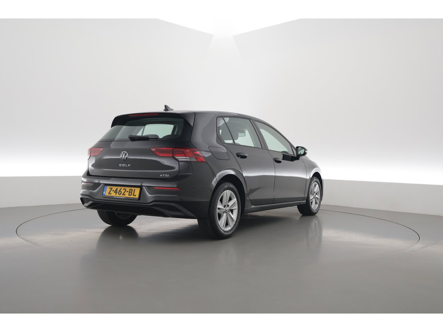 Volkswagen Golf 1.0 eTSI Life Business | Adapt. Cruise | Memory | Massage | Apple CarPlay & Android Auto | Stoel- Stuurverw. |