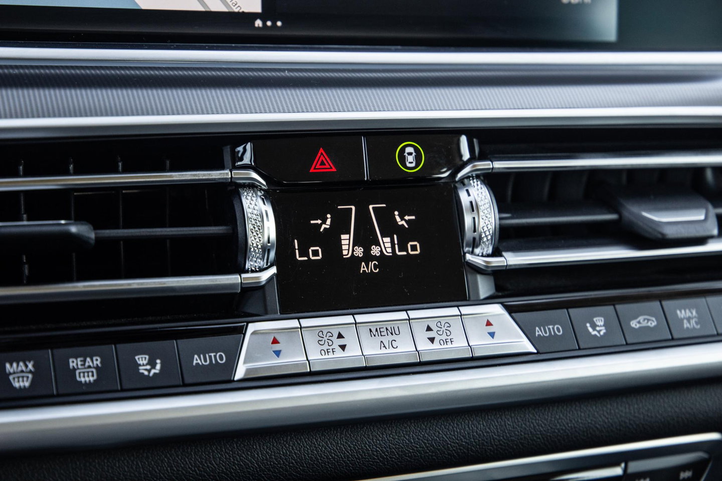 BMW X5 xDrive45e High Executive CARPLAY / CAMERA / DEALER ONDERHOUDEN / ZWART LEER / STOELVERWARMING / TREKHAAK