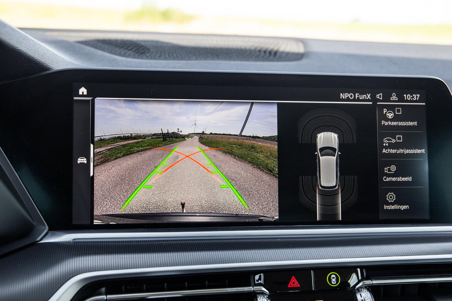 BMW X5 xDrive45e High Executive CARPLAY / CAMERA / DEALER ONDERHOUDEN / ZWART LEER / STOELVERWARMING / TREKHAAK