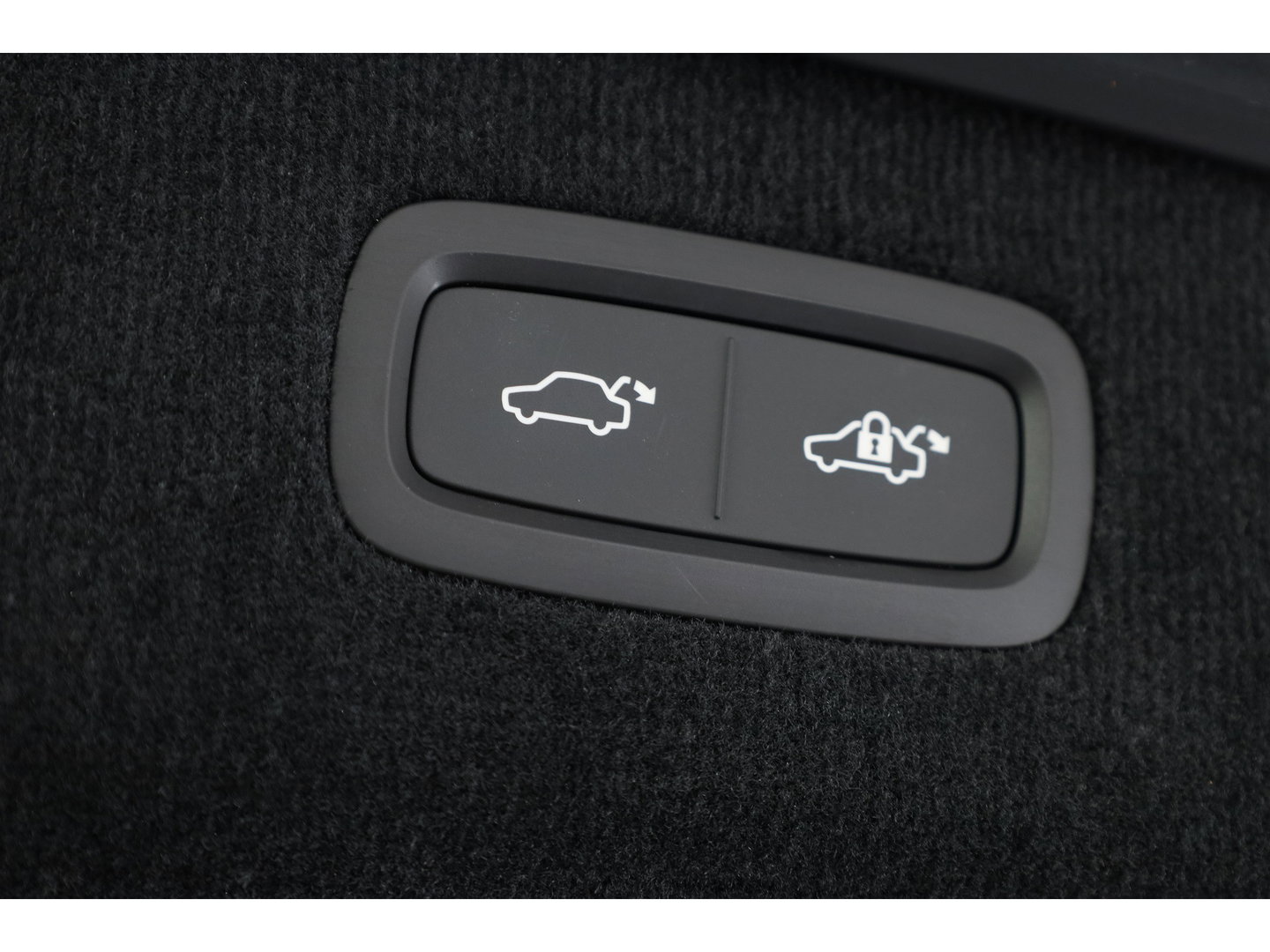 Polestar 3 Long Range Dual Motor Performance 111 kWh 517 PK | 560km WLTP |Full Option | Leder-pakket | Massage | Luchtvering | Laser Light | Bowers & Wilkins |  |