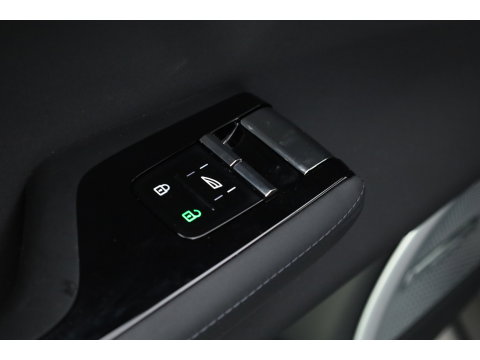 Polestar 3 Long Range Dual Motor Performance 111 kWh 517 PK | 560km WLTP |Full Option | Leder-pakket | Massage | Luchtvering | Laser Light | Bowers & Wilkins |  |