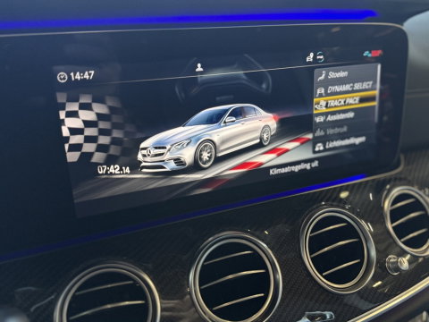 Mercedes-Benz E-Klasse 63S AMG 612PK V8 4-Matic / Burmester 4D / Carbon / AMG Ceramic b