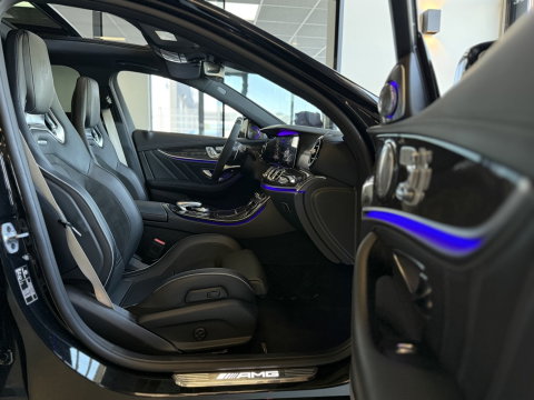 Mercedes-Benz E-Klasse 63S AMG 612PK V8 4-Matic / Burmester 4D / Carbon / AMG Ceramic b