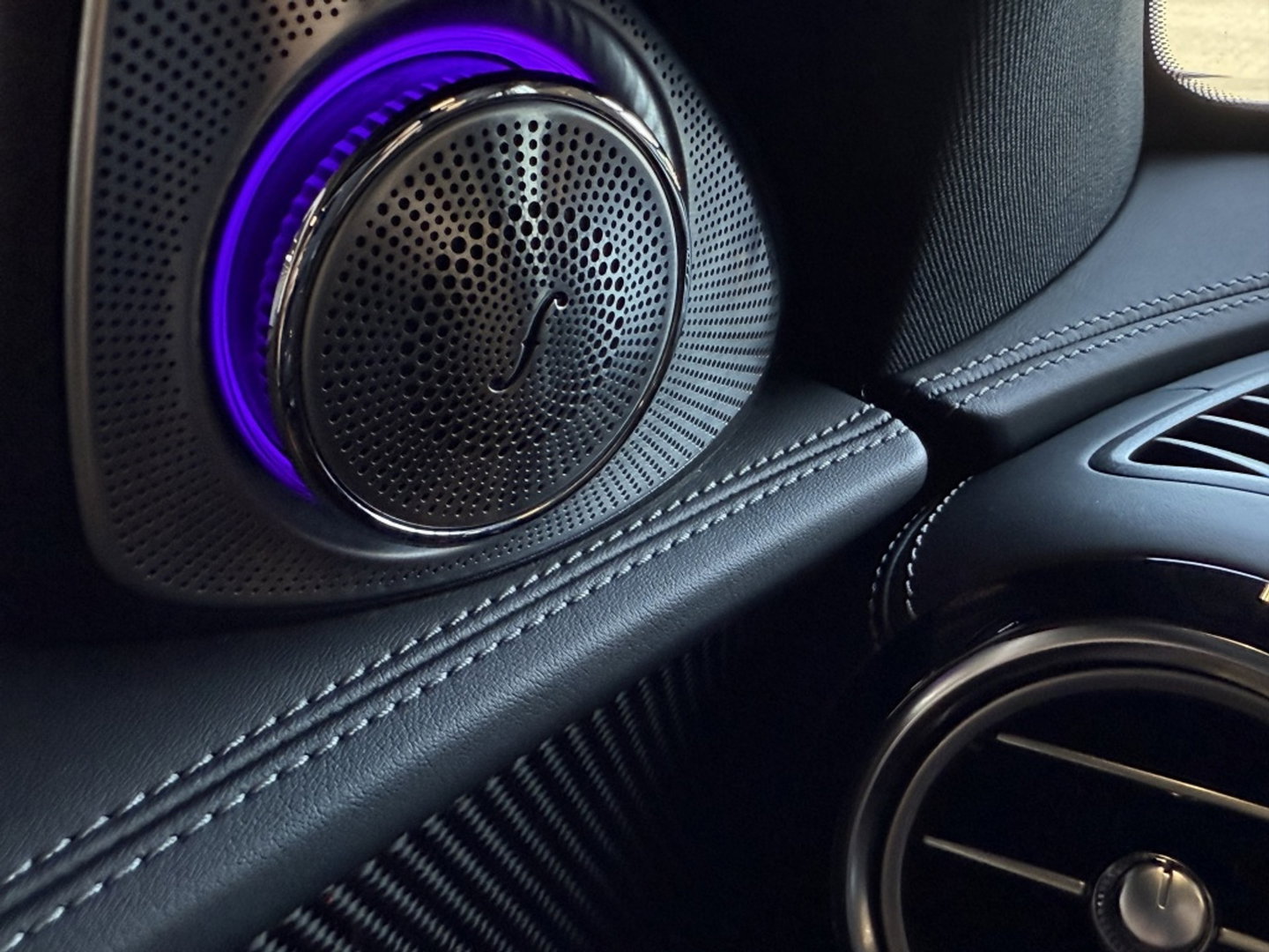 Mercedes-Benz E-Klasse 63S AMG 612PK V8 4-Matic / Burmester 4D / Carbon / AMG Ceramic b
