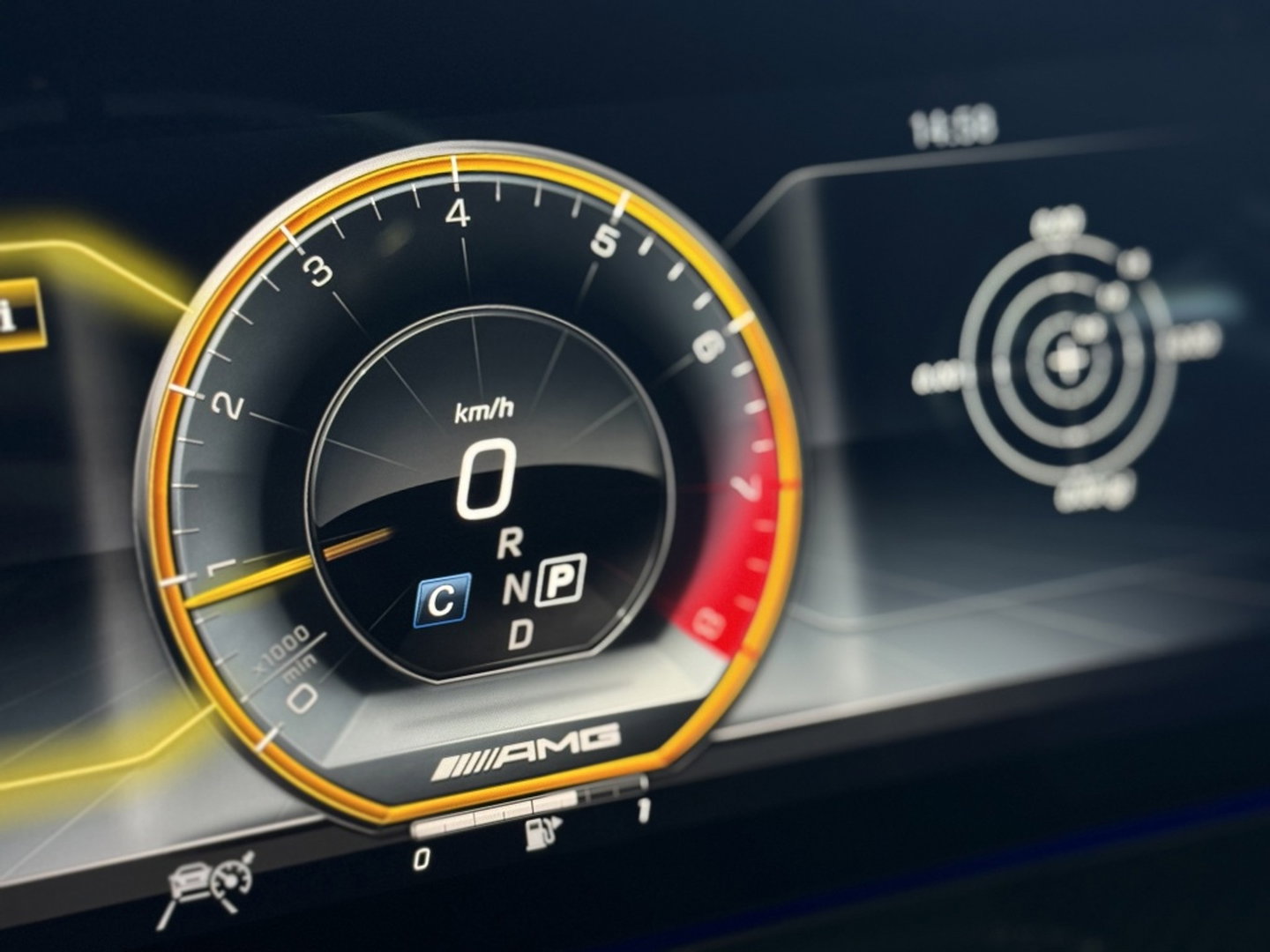 Mercedes-Benz E-Klasse 63S AMG 612PK V8 4-Matic / Burmester 4D / Carbon / AMG Ceramic b