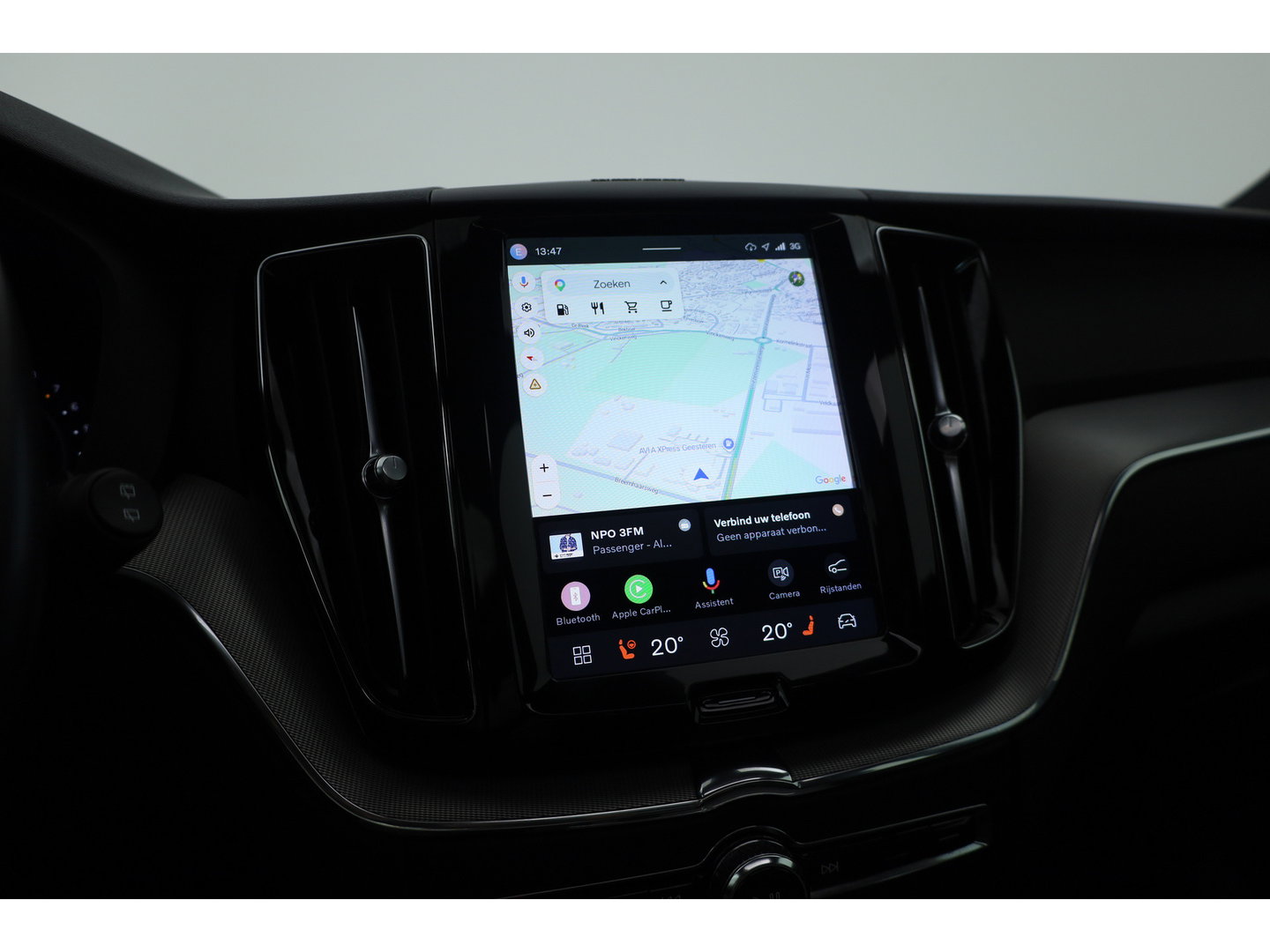 Volvo XC60 2.0 B4 R-Design | Prijs rijklaar | Pano | ACC | Trekhaak | Head-up H&K audio | Sportstoelen |
