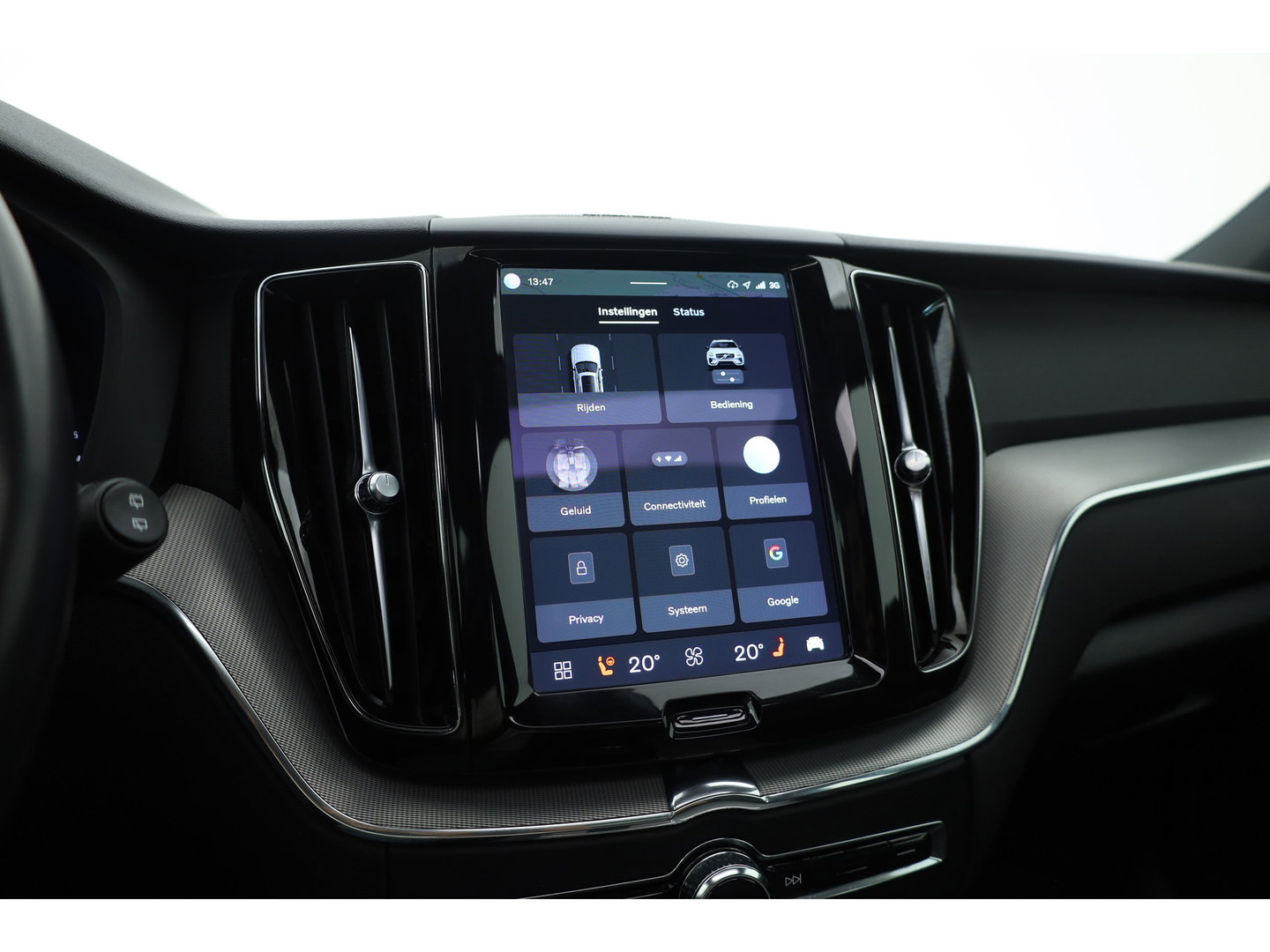 Volvo XC60 2.0 B4 R-Design | Prijs rijklaar | Pano | ACC | Trekhaak | Head-up | H&K audio | Sportstoelen |