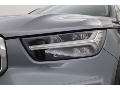 Volvo XC40 2.0 T5 AWD Intro Edition | Prijs rijklaar | Trekhaak 2100KG | Pano | ACC | Blis  | 360 camera | Leder | H&K Audio | Mem. stoel |