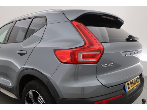 Volvo XC40 2.0 T5 AWD Intro Edition | Prijs rijklaar | Trekhaak 2100KG | Pano | ACC | Blis  | 360 camera | Leder | H&K Audio | Mem. stoel |