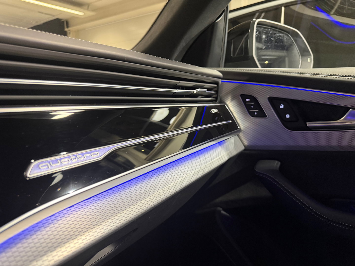 Audi Q8 60 TFSI e quattro S Line Comp Pano|RS Seat|HuD|Trekhaak