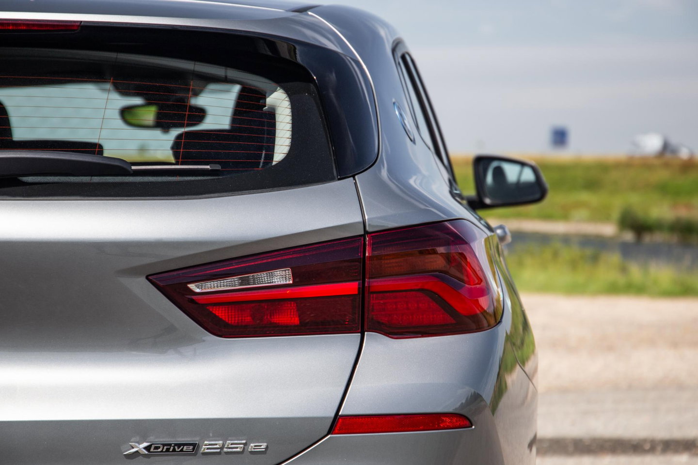 BMW X2 xDrive25e Executive CAMERA / LEDER / PLUG IN HYBRID / STOELVERWARMING / DEALER ONDERHOUDEN