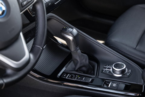 BMW X2 xDrive25e Executive CAMERA / LEDER / PLUG IN HYBRID / STOELVERWARMING / DEALER ONDERHOUDEN