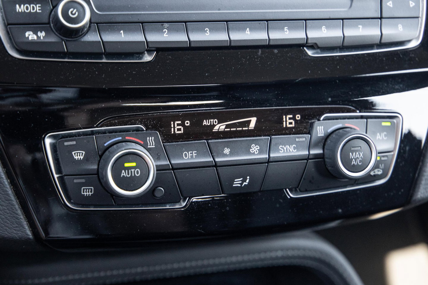 BMW X2 xDrive25e Executive CAMERA / LEDER / PLUG IN HYBRID / STOELVERWARMING / DEALER ONDERHOUDEN