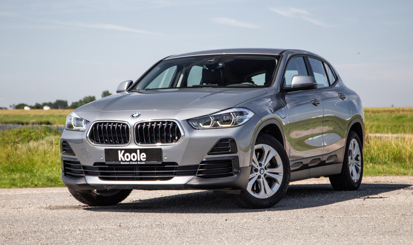 BMW X2 xDrive25e Executive CAMERA / LEDER / PLUG IN HYBRID / STOELVERWARMING / DEALER ONDERHOUDEN