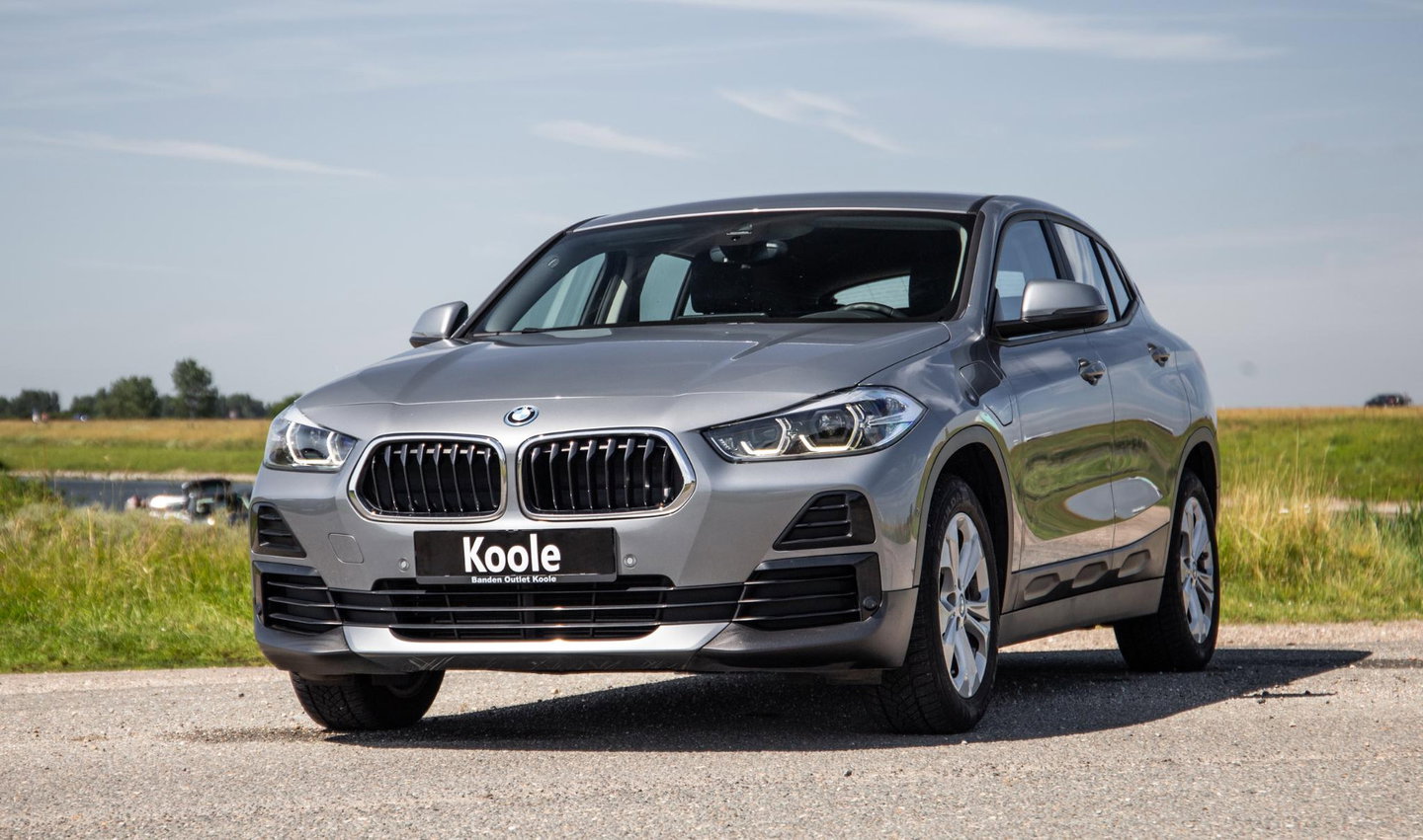 BMW X2 xDrive25e Executive CAMERA / LEDER / PLUG IN HYBRID / STOELVERWARMING / DEALER ONDERHOUDEN
