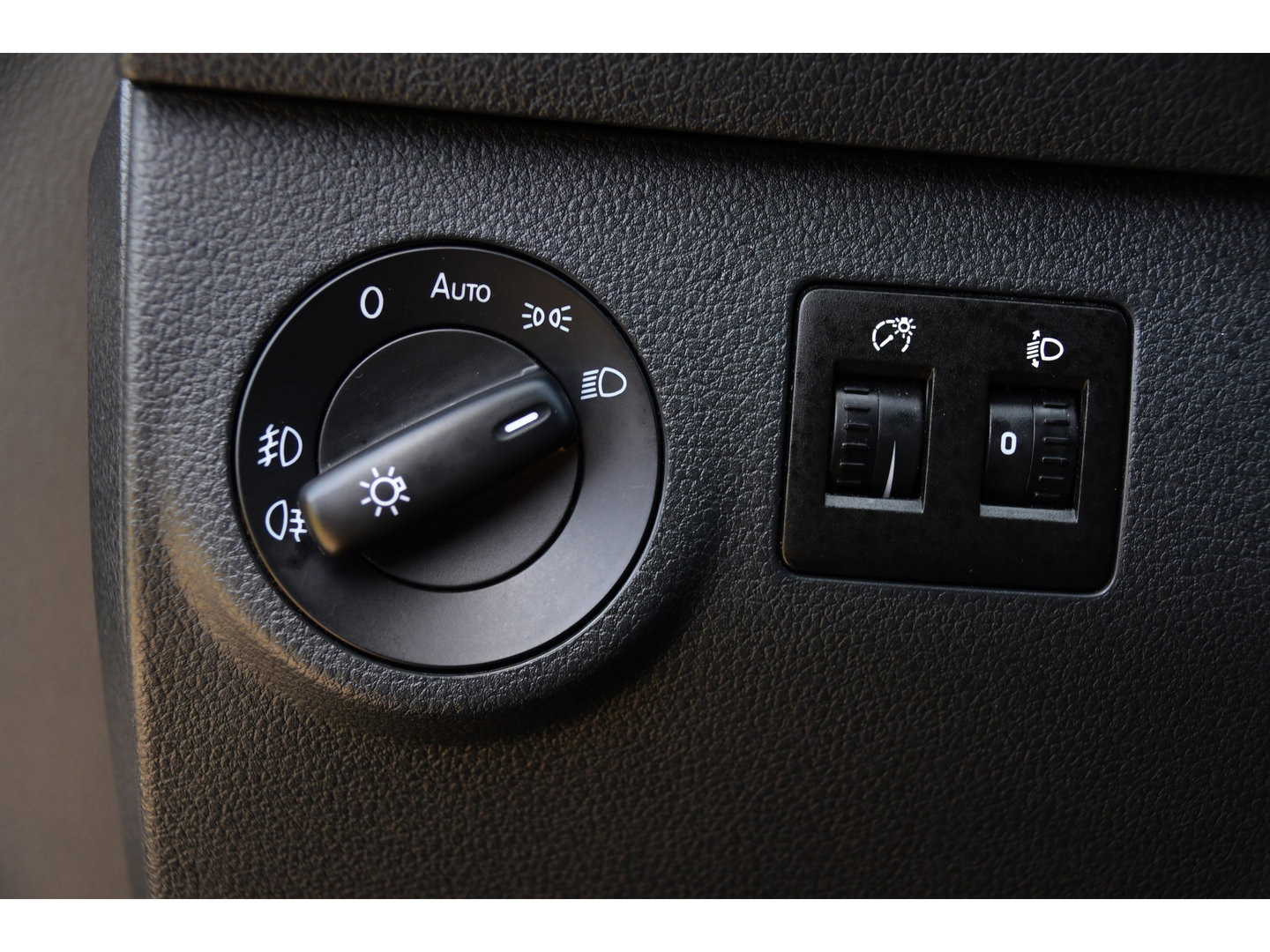 Volkswagen Caddy 2.0 TDI L1H1 Exclusive PB Edition Adaptieve Cruise, Carplay, LED, Clima, Stoelverwarming, Multimedia, Automaat, Sensoren, Uniek!