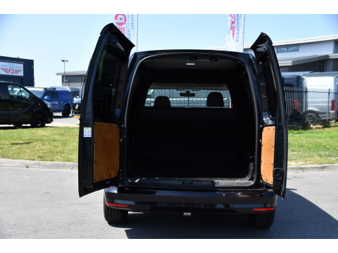 Volkswagen Caddy 2.0 TDI L1H1 Exclusive PB Edition Adaptieve Cruise, Carplay, LED, Clima, Stoelverwarming, Multimedia, Automaat, Sensoren, Uniek!