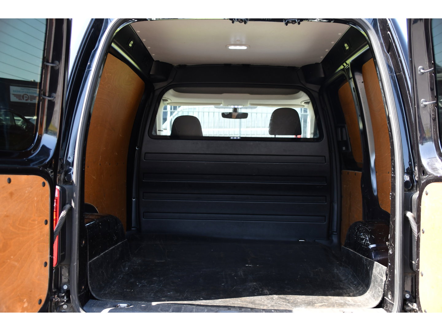 Volkswagen Caddy 2.0 TDI L1H1 Exclusive PB Edition Adaptieve Cruise, Carplay, LED, Clima, Stoelverwarming, Multimedia, Automaat, Sensoren, Uniek!