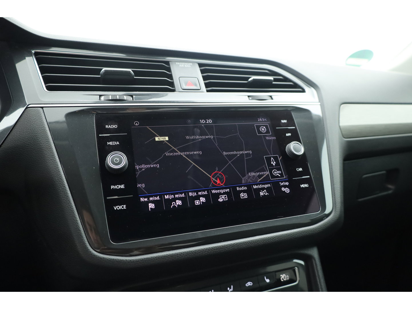 Volkswagen Tiguan Allspace 1.5 TSI Comfortline Business 7p. | Adapt. Cruise | Trekhaak | Stoelverw. | Dodehoek | All Season | Apple CarPlay | PDC V+A