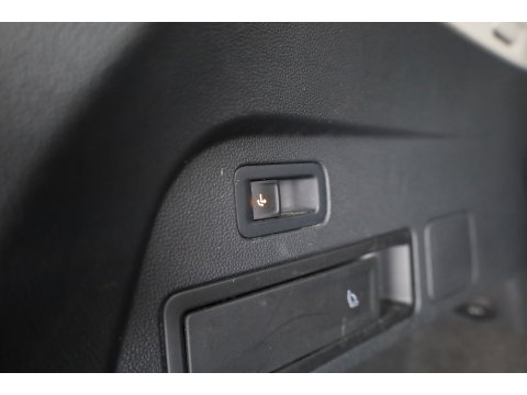Volkswagen Tiguan Allspace 1.5 TSI Comfortline Business 7p. | Adapt. Cruise | Trekhaak | Stoelverw. | Dodehoek | All Season | Apple CarPlay | PDC V+A
