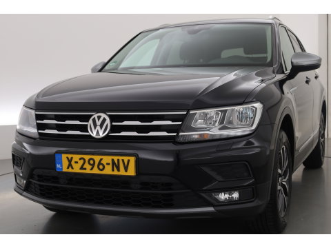 Volkswagen Tiguan Allspace 1.5 TSI Comfortline Business 7p. | Adapt. Cruise | Trekhaak | Stoelverw. | Dodehoek | All Season | Apple CarPlay | PDC V+A