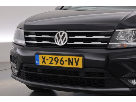 Volkswagen Tiguan Allspace 1.5 TSI Comfortline Business 7p. | Adapt. Cruise | Trekhaak | Stoelverw. | Dodehoek | All Season | Apple CarPlay | PDC V+A