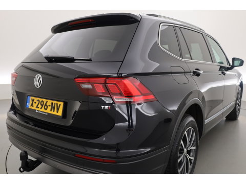 Volkswagen Tiguan Allspace 1.5 TSI Comfortline Business 7p. | Adapt. Cruise | Trekhaak | Stoelverw. | Dodehoek | All Season | Apple CarPlay | PDC V+A