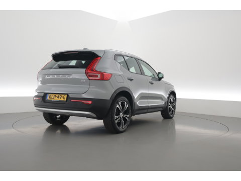 Volvo XC40 2.0 B3 Essential | Apple CarPlay & Android Auto | Cruise | PDC V+A | Stoel-Stuurverw. | Camera | 19"