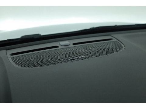 Volvo XC40 1.5 T5 Recharge R-Design | SOH 88.2% | Pano | Trekhaak | Memory | Leder | 360cam | Adapt. Cruise | Stoel-Stuurverw.