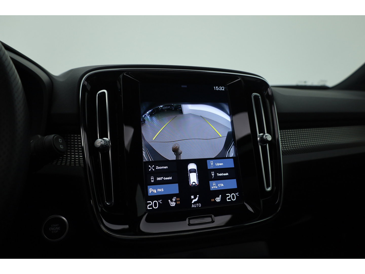 Volvo XC40 1.5 T5 Recharge R-Design | SOH 88.2% | Pano | Trekhaak | Memory | Leder | 360cam | Adapt. Cruise | Stoel-Stuurverw.