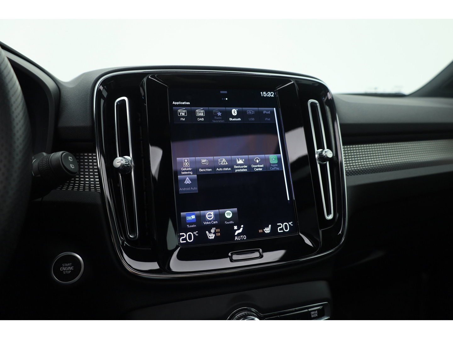 Volvo XC40 1.5 T5 Recharge R-Design | SOH 88.2% | Pano | Trekhaak | Memory | Leder | 360cam | Adapt. Cruise | Stoel-Stuurverw.