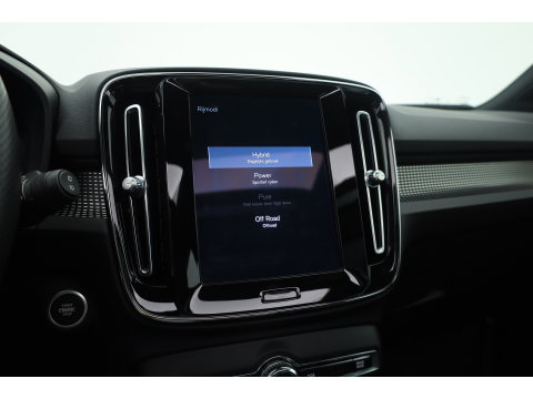 Volvo XC40 1.5 T5 Recharge R-Design | SOH 88.2% | Pano | Trekhaak | Memory | Leder | 360cam | Adapt. Cruise | Stoel-Stuurverw.