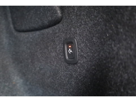 Volvo XC40 1.5 T5 Recharge R-Design | SOH 88.2% | Pano | Trekhaak | Memory | Leder | 360cam | Adapt. Cruise | Stoel-Stuurverw.